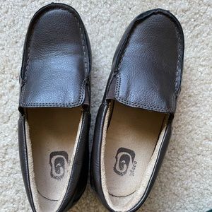 The Children’s Place Boys Shoes Size 13